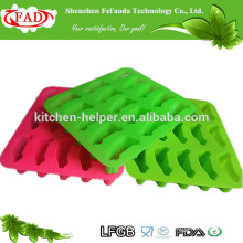 Fabricant de Chine Fabricant de glace à base de silicone de forme de voiture antidérapante / moule à glace en forme de couleur en silicone